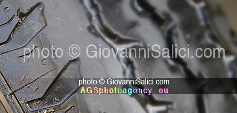 dettaglio battistrada del pneumatico Barum OR56 Cargo photo © Giovanni Salici